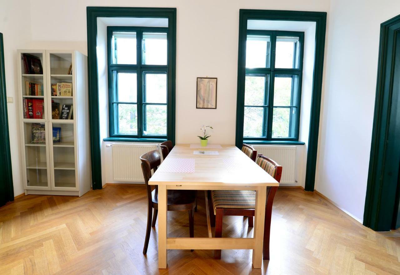 Quiet & Green, With Terrace Apartamento